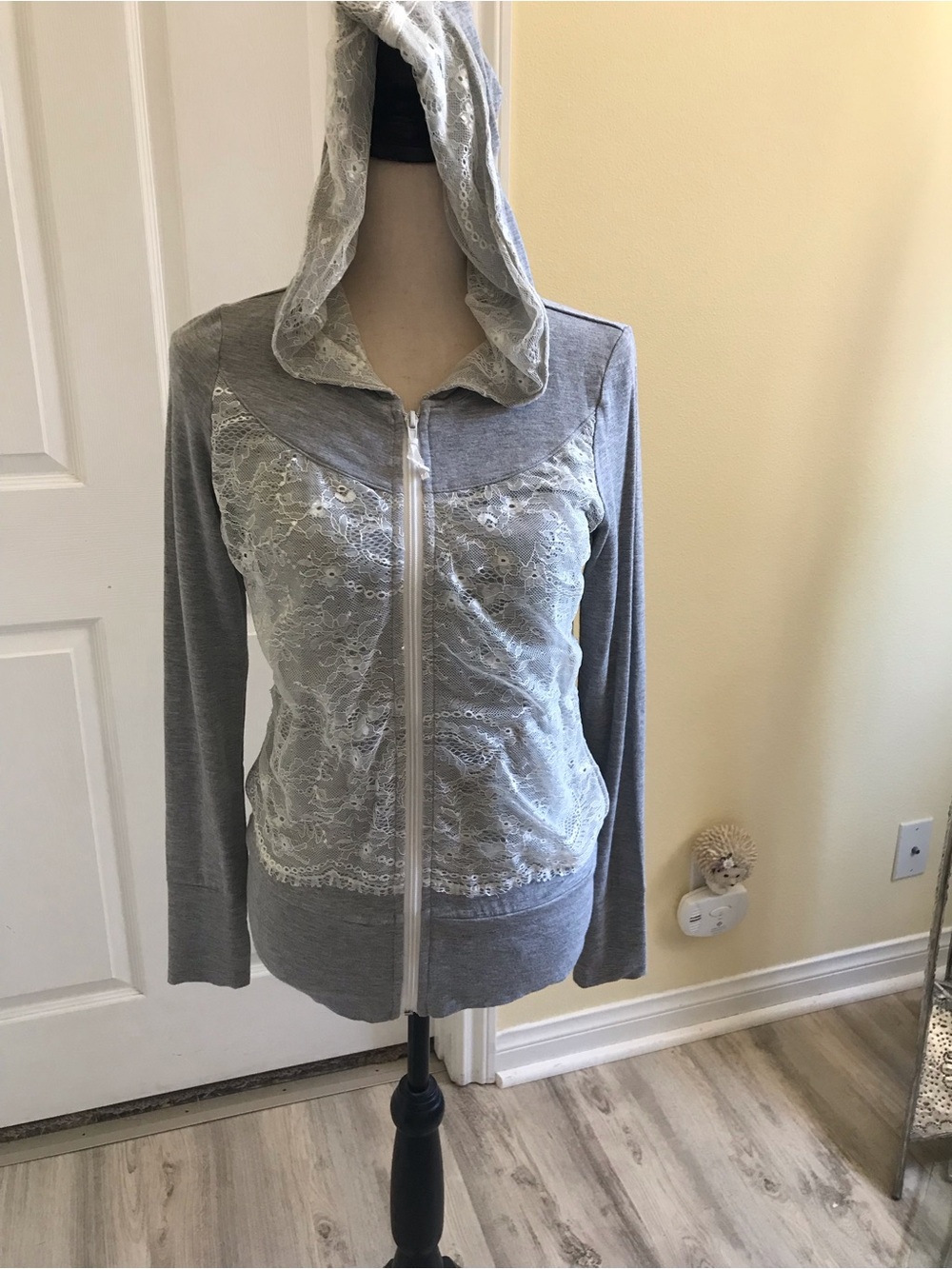 evy's tree Light Gray Lace-Trim Zip Hoodie NWT